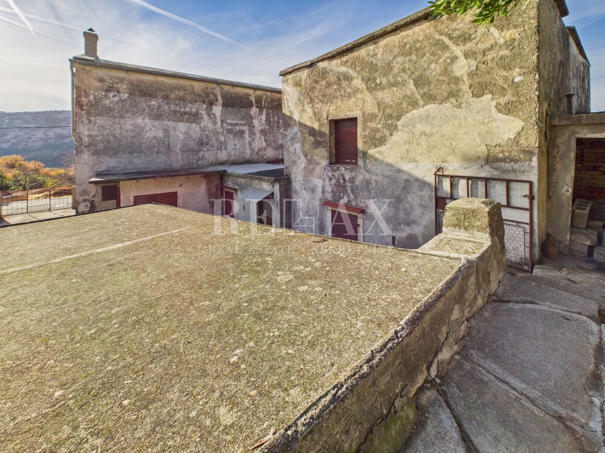 Kuća Na prodaju - PRIMORSKO-GORANSKA VINODOLSKA OPĆINA
