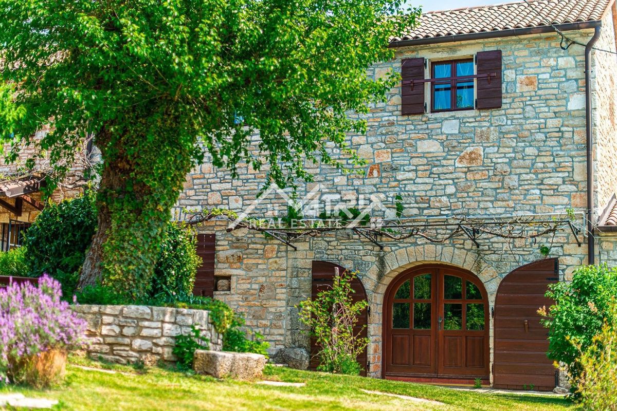 Kuća Na prodaju - ISTARSKA SVETVINČENAT