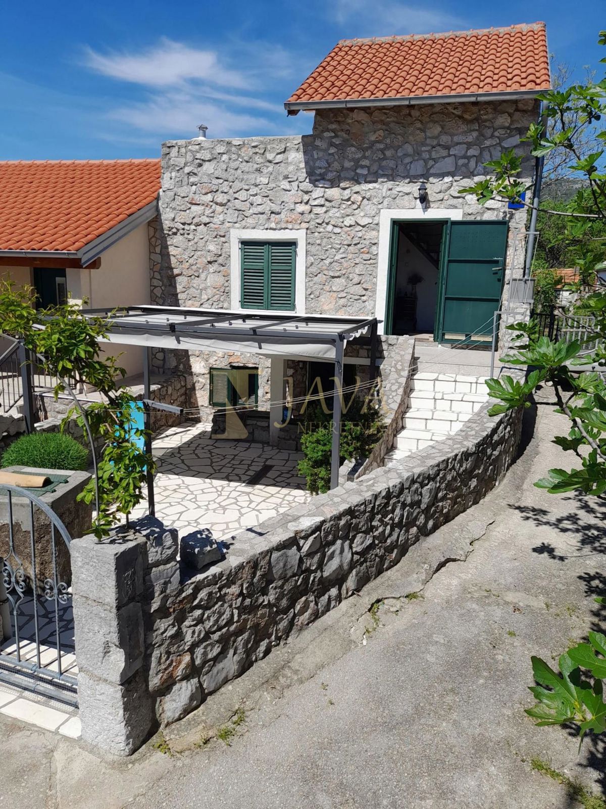 Kuća Na prodaju - PRIMORSKO-GORANSKA NOVI VINODOLSKI
