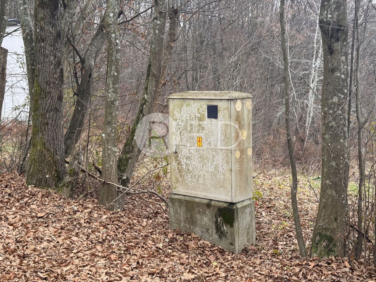 Zemljište Na prodaju - ZAGREBAČKA PISAROVINA