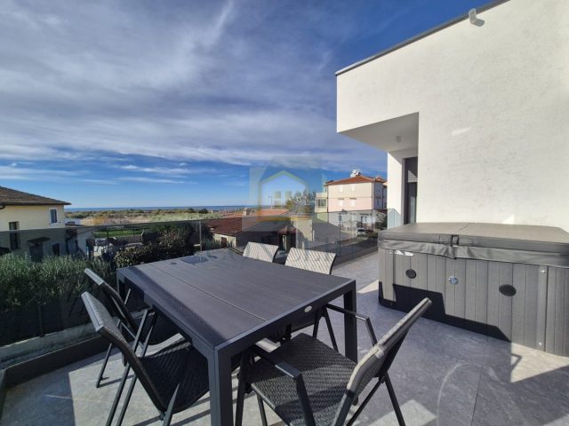 Apartmán na prodej 96 m² – Poreč