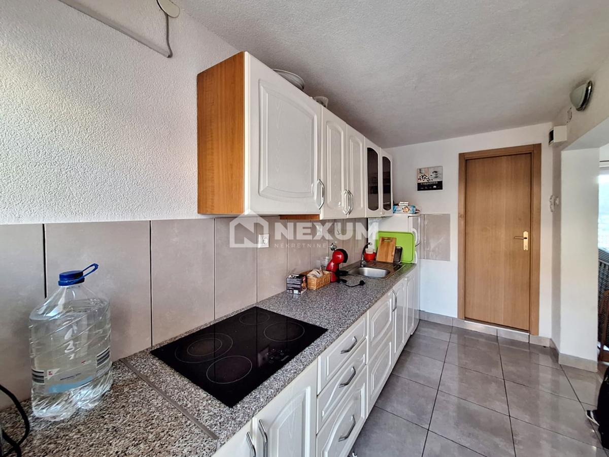 Maison À vendre - SPLITSKO-DALMATINSKA MARINA