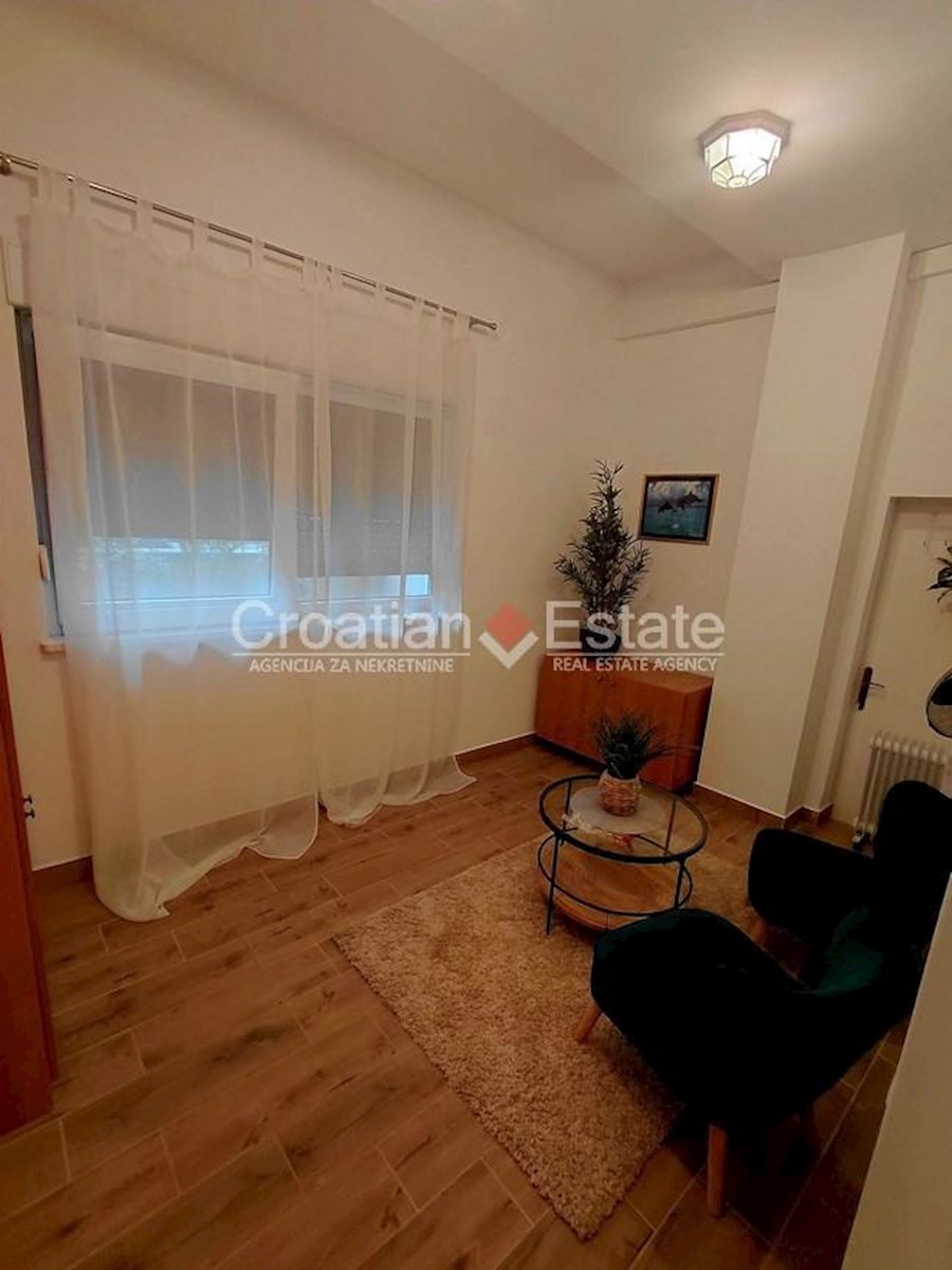 Mieszkanie Do wynajęcia - SPLITSKO-DALMATINSKA SPLIT