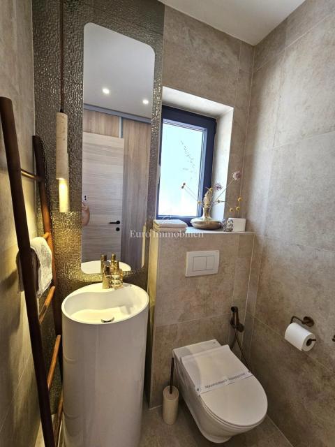 Casa In vendita - PRIMORSKO-GORANSKA KRK