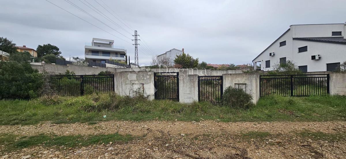 Pozemok Na predaj - ISTARSKA VODNJAN