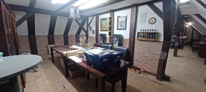 Poslovni prostori za najem 200 m² – Osijek
