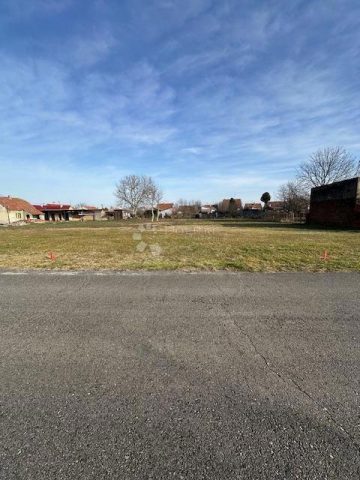 Terreno in vendita 430 m² – Osijek
