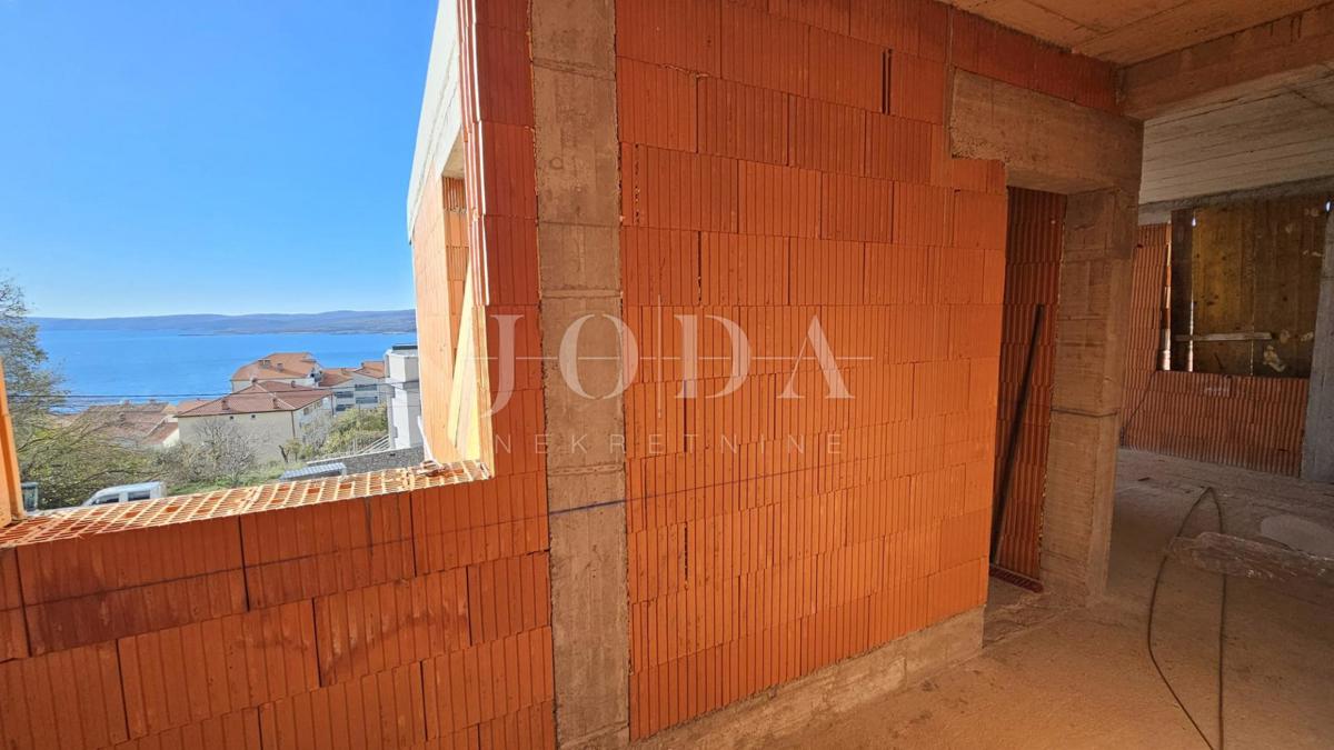 Stan Na prodaju - PRIMORSKO-GORANSKA CRIKVENICA