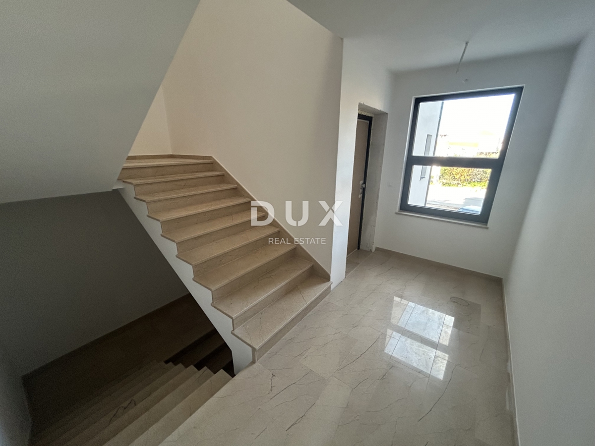 Flat For sale - ŠIBENSKO-KNINSKA TRIBUNJ