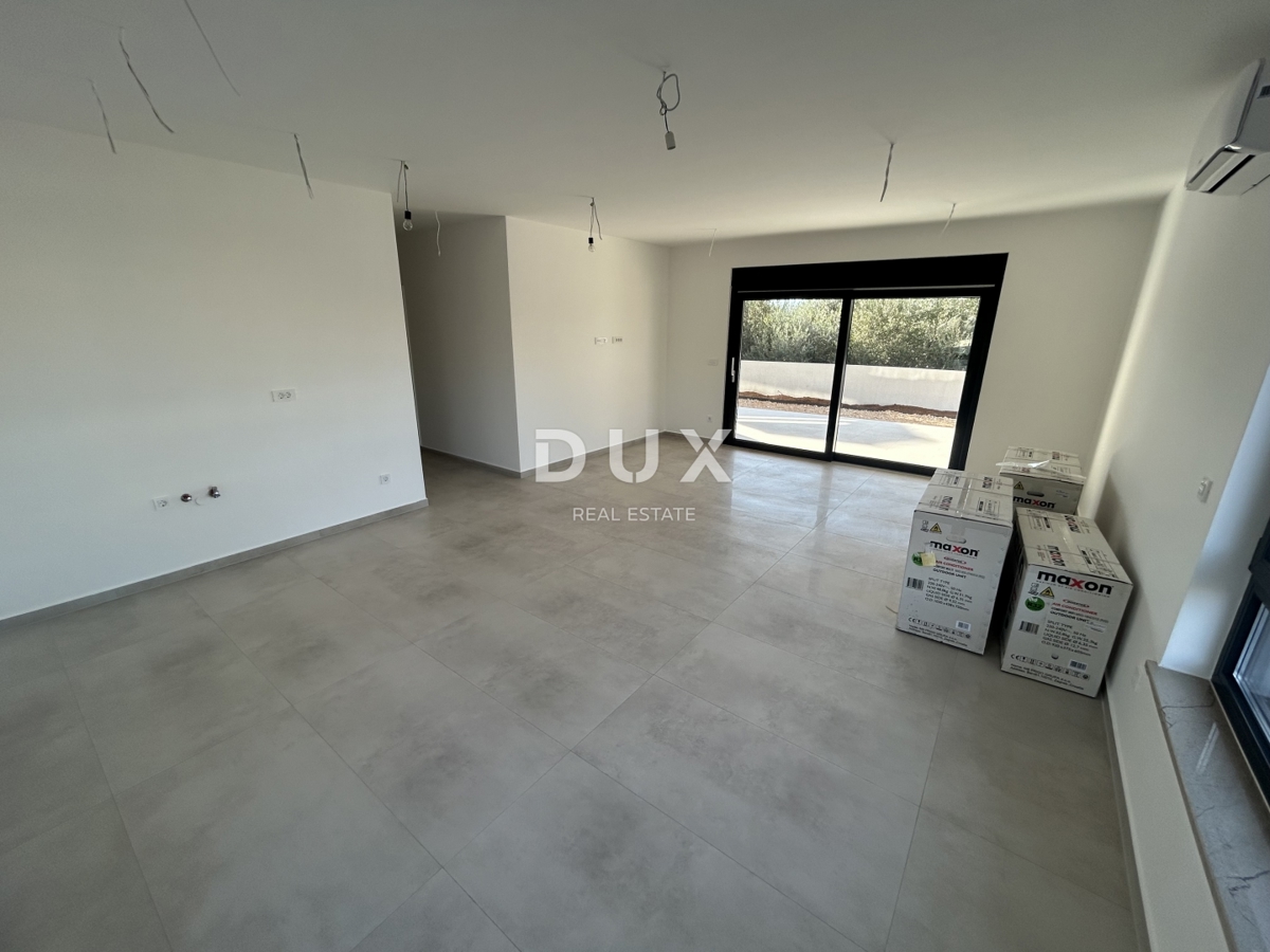 Flat For sale - ŠIBENSKO-KNINSKA TRIBUNJ