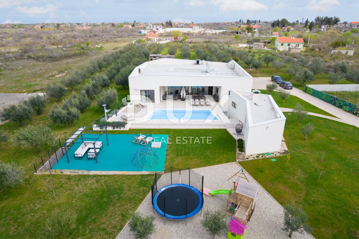 Maison À vendre - ZADARSKA ZEMUNIK DONJI