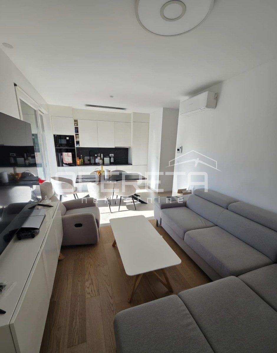 Flat For sale - Splitsko-dalmatinska Split - foto 2/11