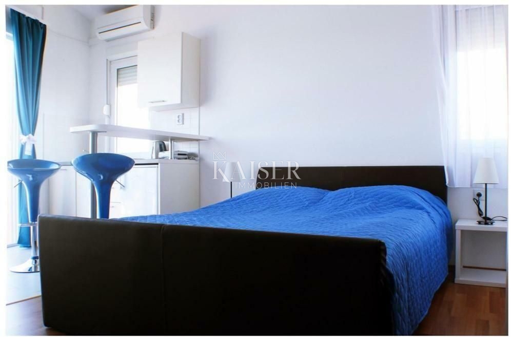 Casa In vendita - ŠIBENSKO-KNINSKA ROGOZNICA