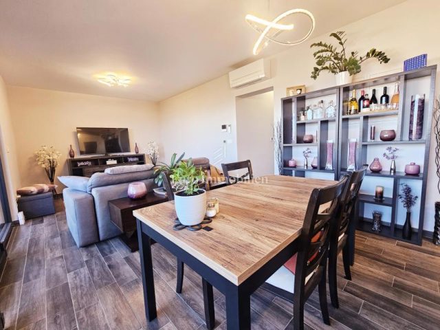Apartmán na prodej 86 m² – Krk