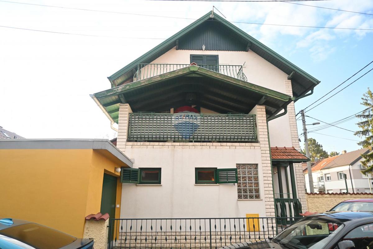 Haus Zu verkaufen - Grad Zagreb Zagreb - foto 2/27