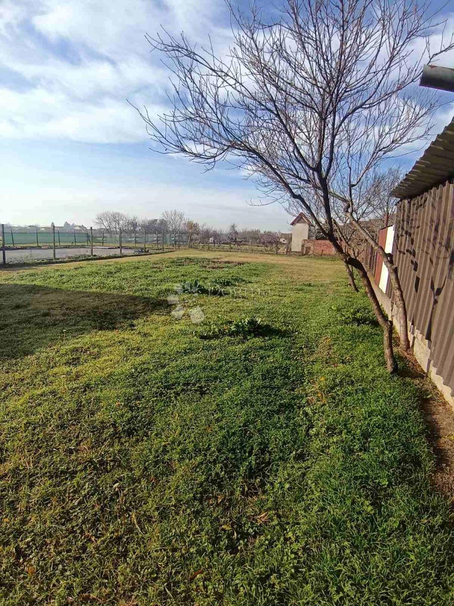 Kuća Na prodaju - OSJEČKO-BARANJSKA ĐAKOVO