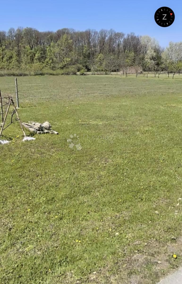 Land For sale - Zagrebačka Rugvica - foto 2/4