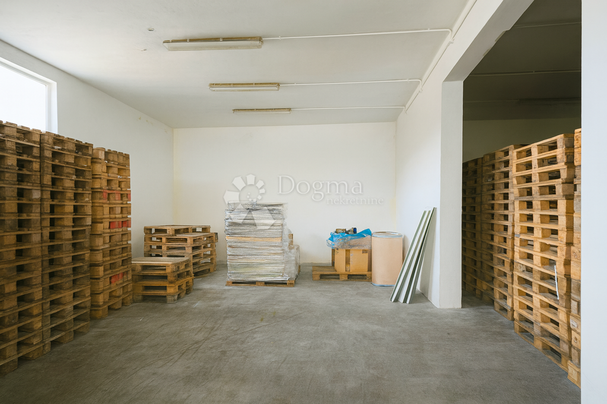 Commerciale Da affittare - ISTARSKA PAZIN