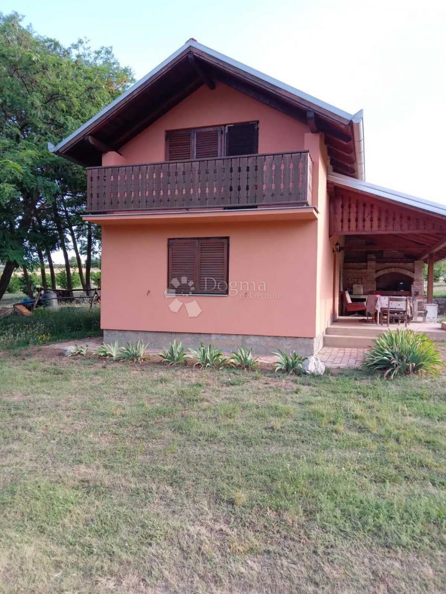 Parcela Na predaj - OSJEČKO-BARANJSKA BELI MANASTIR