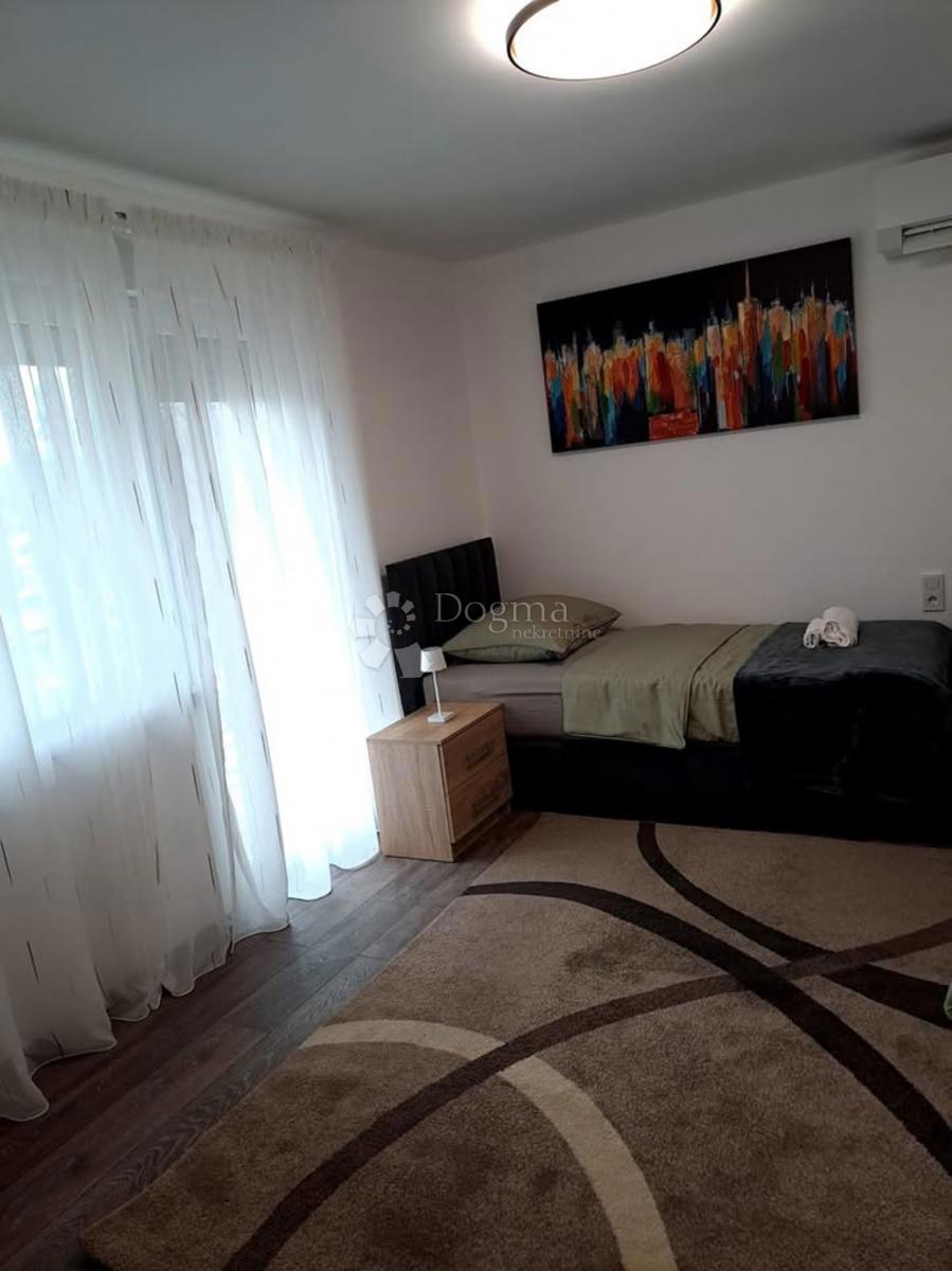 Kuća Na prodaju - OSJEČKO-BARANJSKA VALPOVO