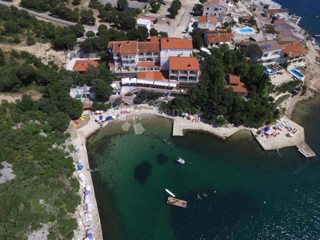Business premises For sale — Posedarje