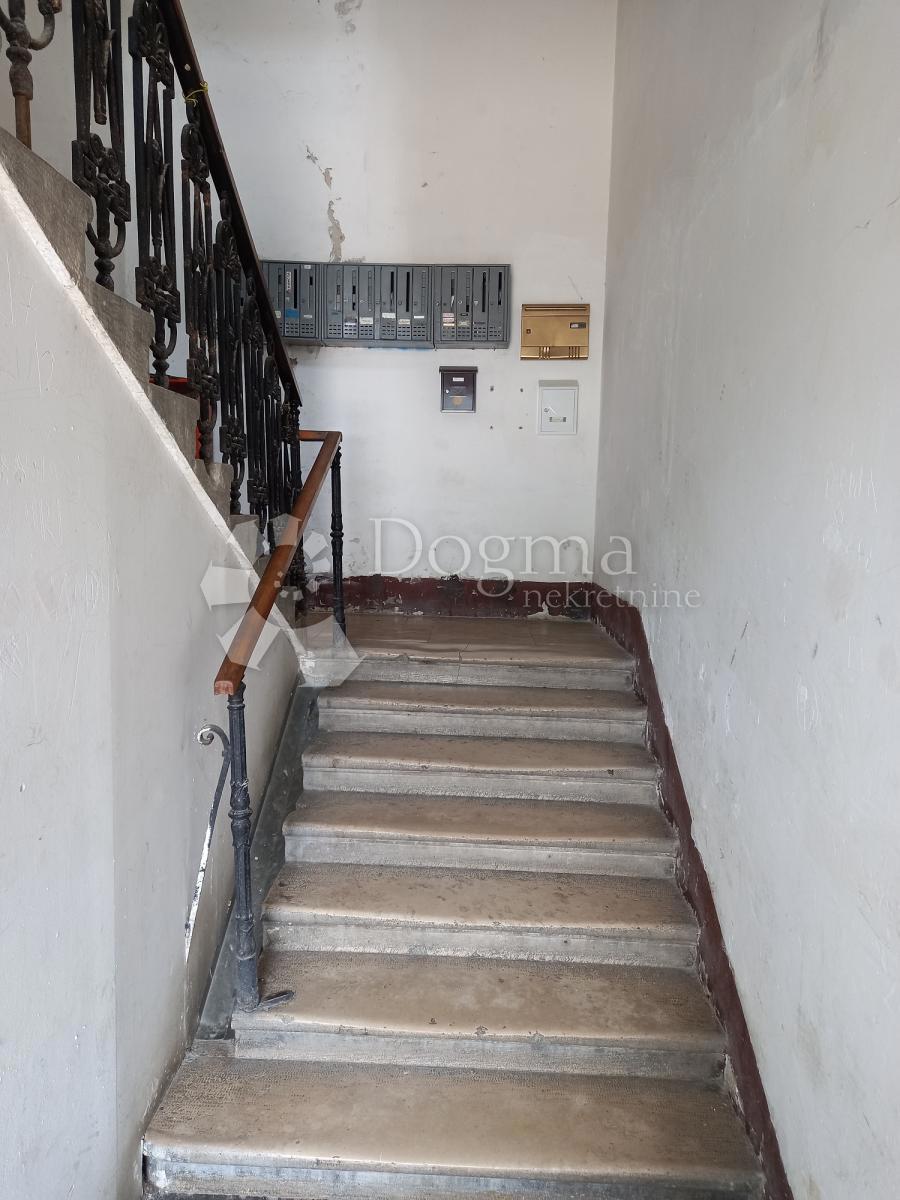 Appartement À louer - Primorsko-goranska Rijeka - foto 3/16