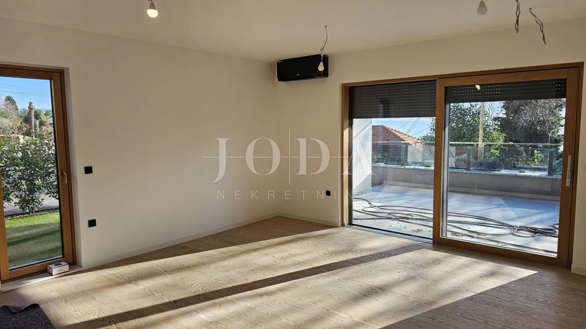 Apartma Na predaj - PRIMORSKO-GORANSKA RIJEKA