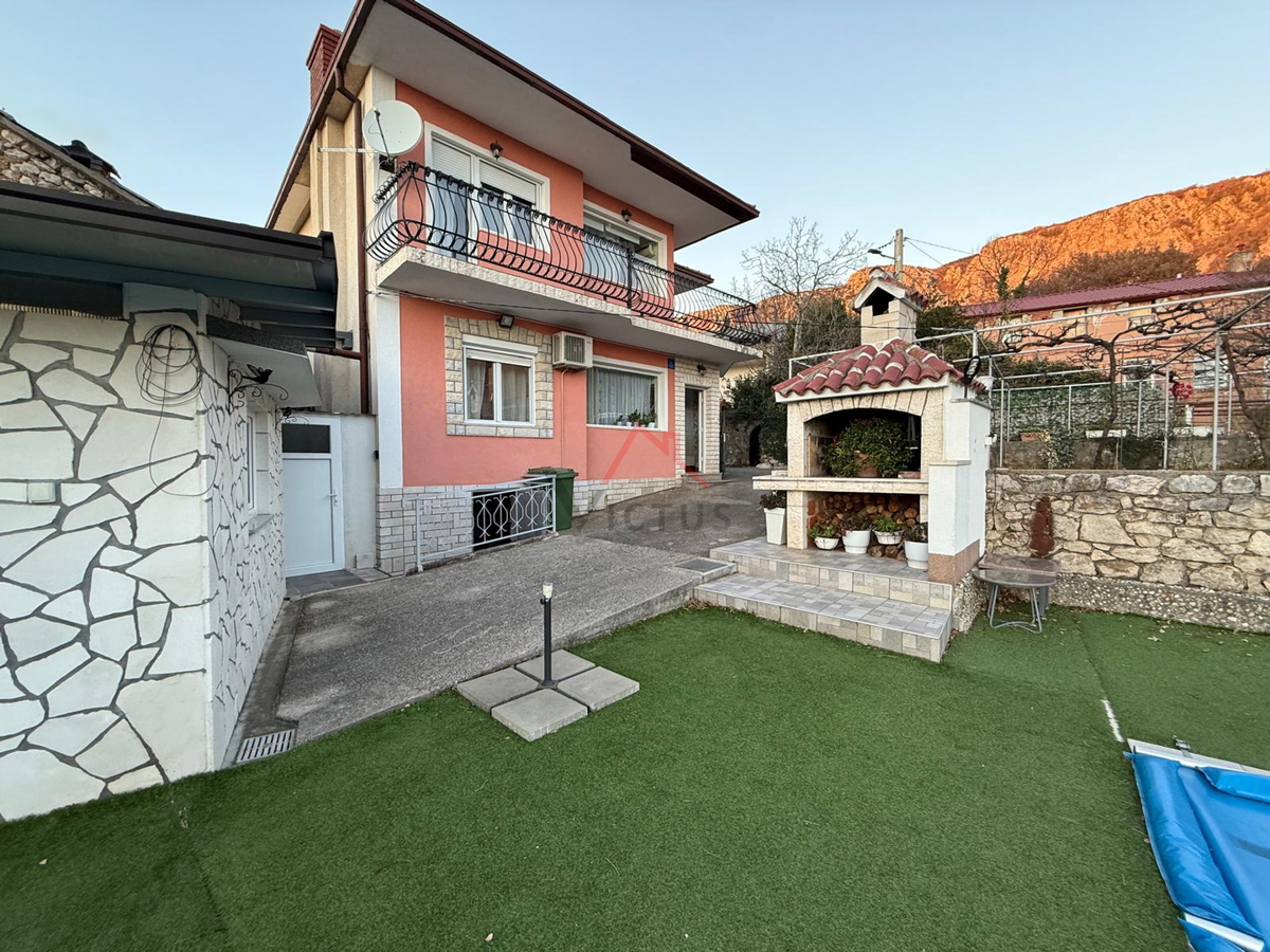 Kuća Na prodaju - PRIMORSKO-GORANSKA VINODOLSKA OPĆINA