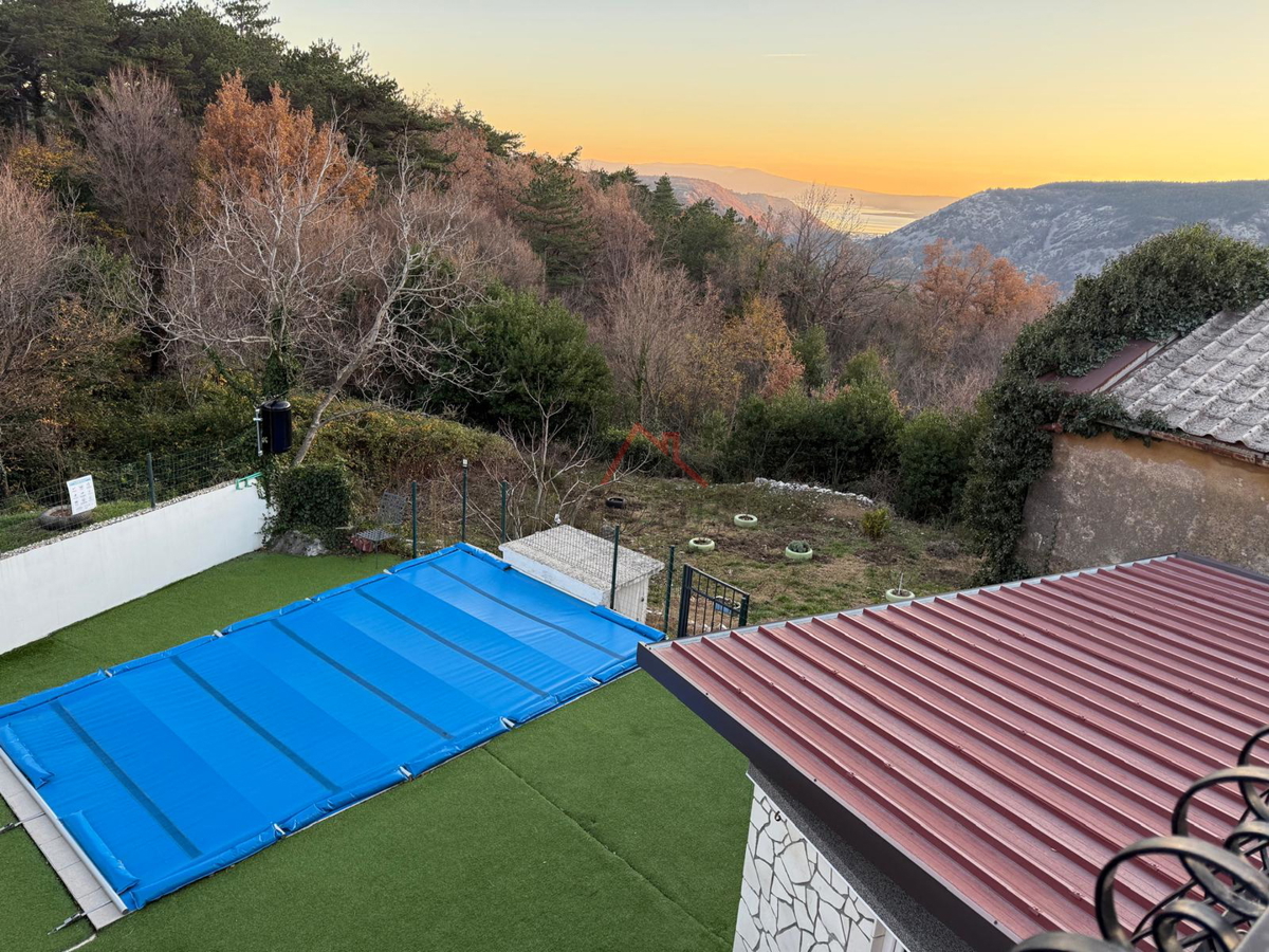 Kuća Na prodaju - PRIMORSKO-GORANSKA VINODOLSKA OPĆINA
