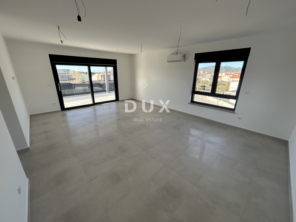 Flat For sale - ŠIBENSKO-KNINSKA TRIBUNJ