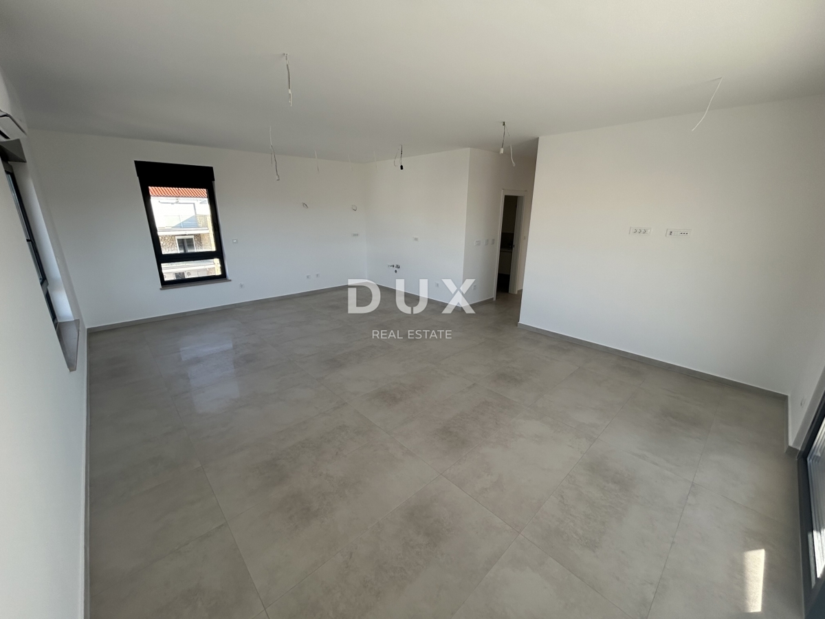 Flat For sale - ŠIBENSKO-KNINSKA TRIBUNJ