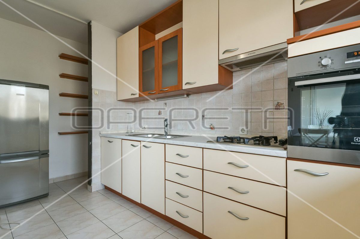 Mieszkanie Do wynajęcia - Grad Zagreb Zagreb - foto 2/13