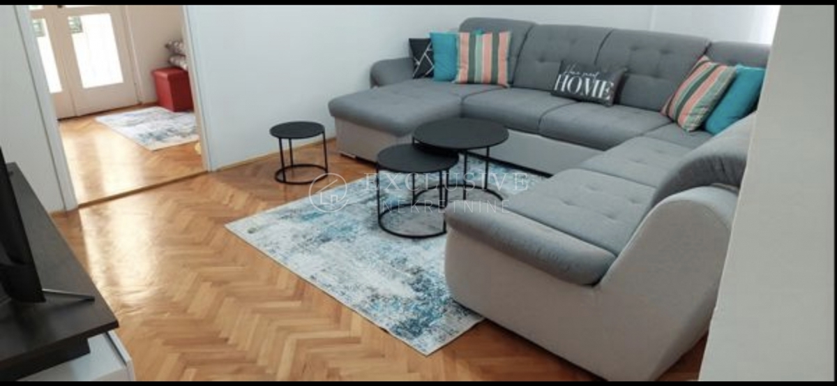 Appartement À vendre - LIČKO-SENJSKA SENJ