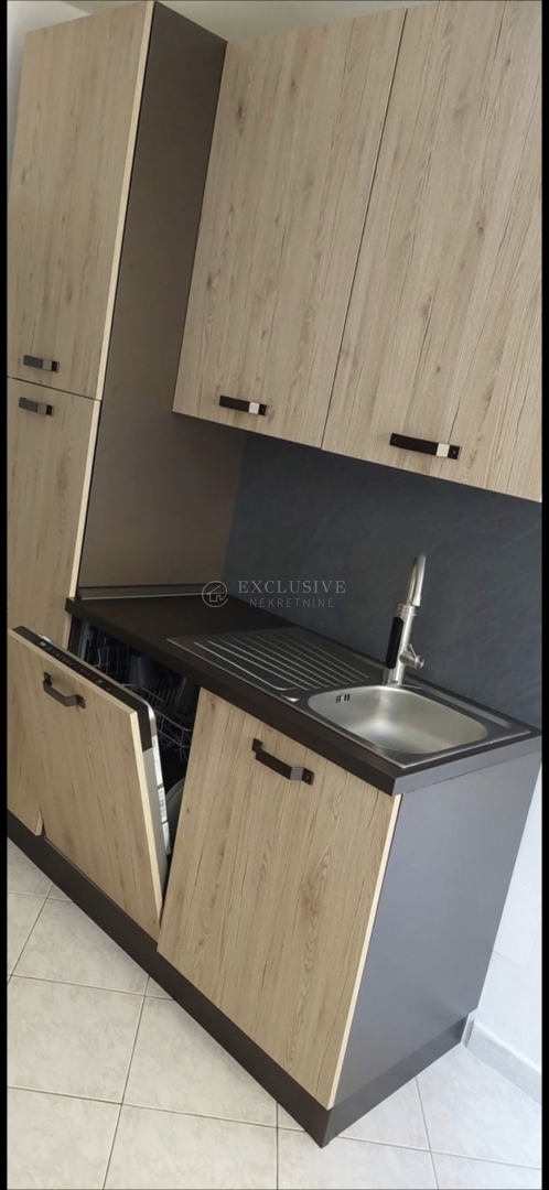 Appartement À vendre - LIČKO-SENJSKA SENJ