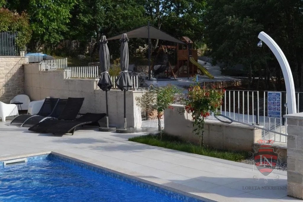 Haus Zu verkaufen - ISTARSKA TINJAN