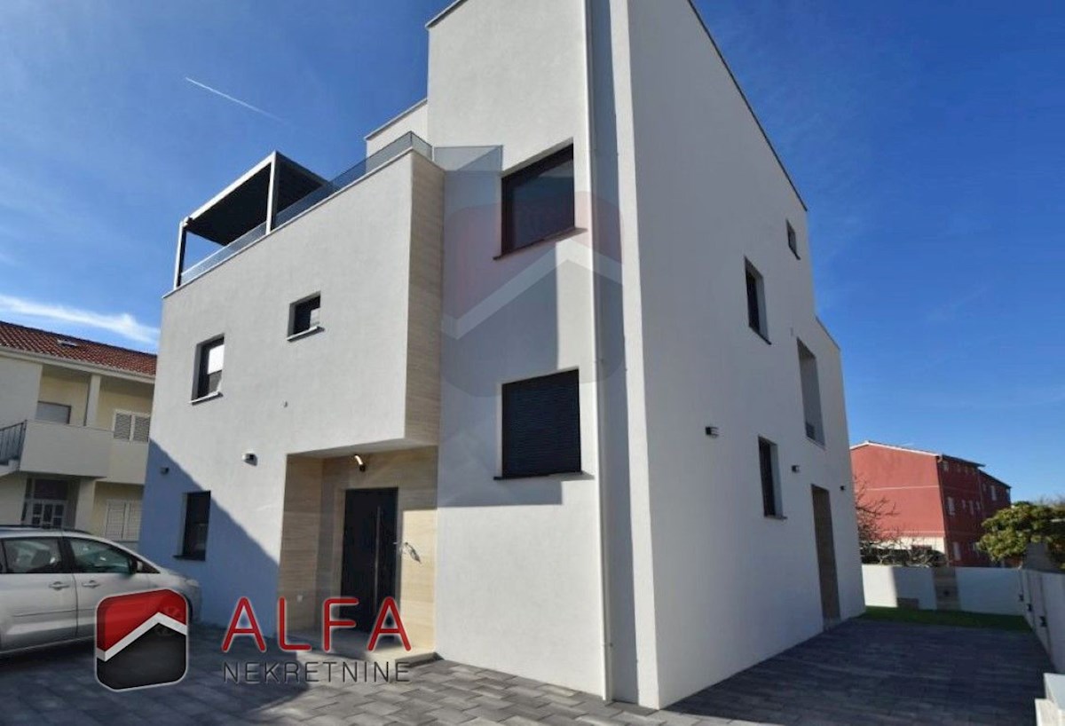 Kuća Na prodaju - ŠIBENSKO-KNINSKA VODICE