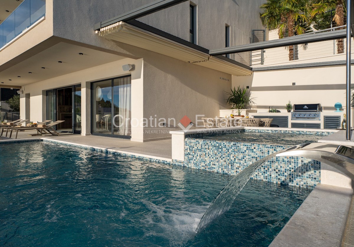 House For sale - SPLITSKO-DALMATINSKA OMIŠ