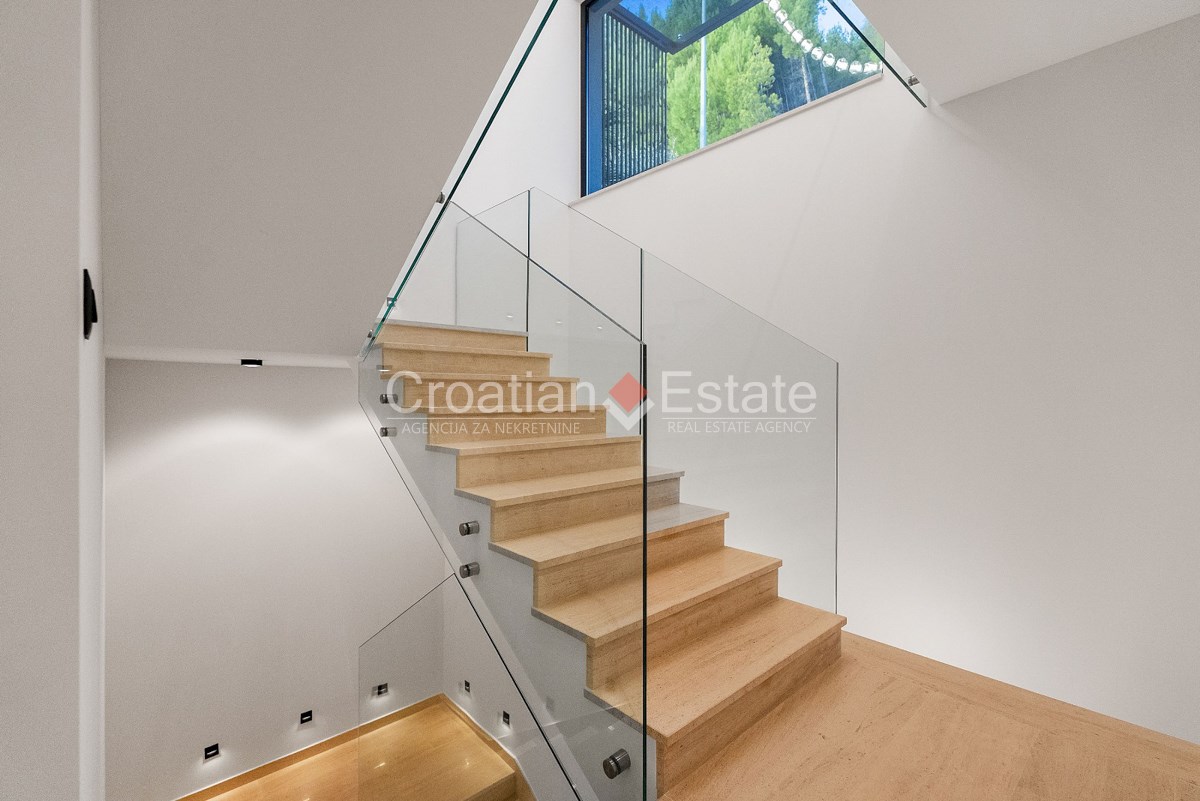 House For sale - SPLITSKO-DALMATINSKA OMIŠ
