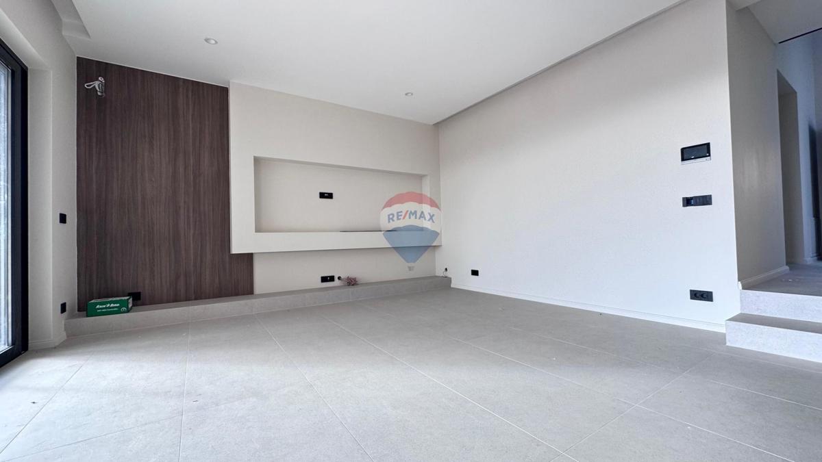 Casa In vendita - PRIMORSKO-GORANSKA KRK
