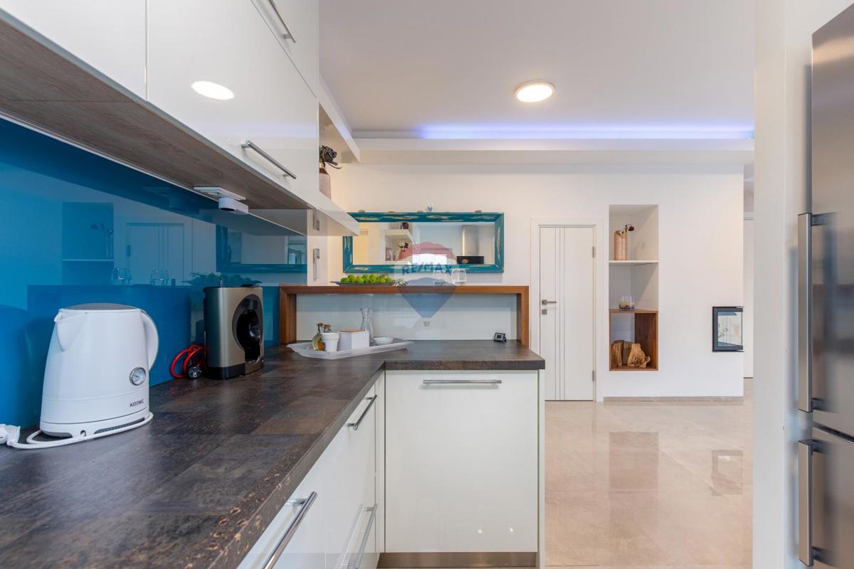 Casa In vendita - PRIMORSKO-GORANSKA KRK