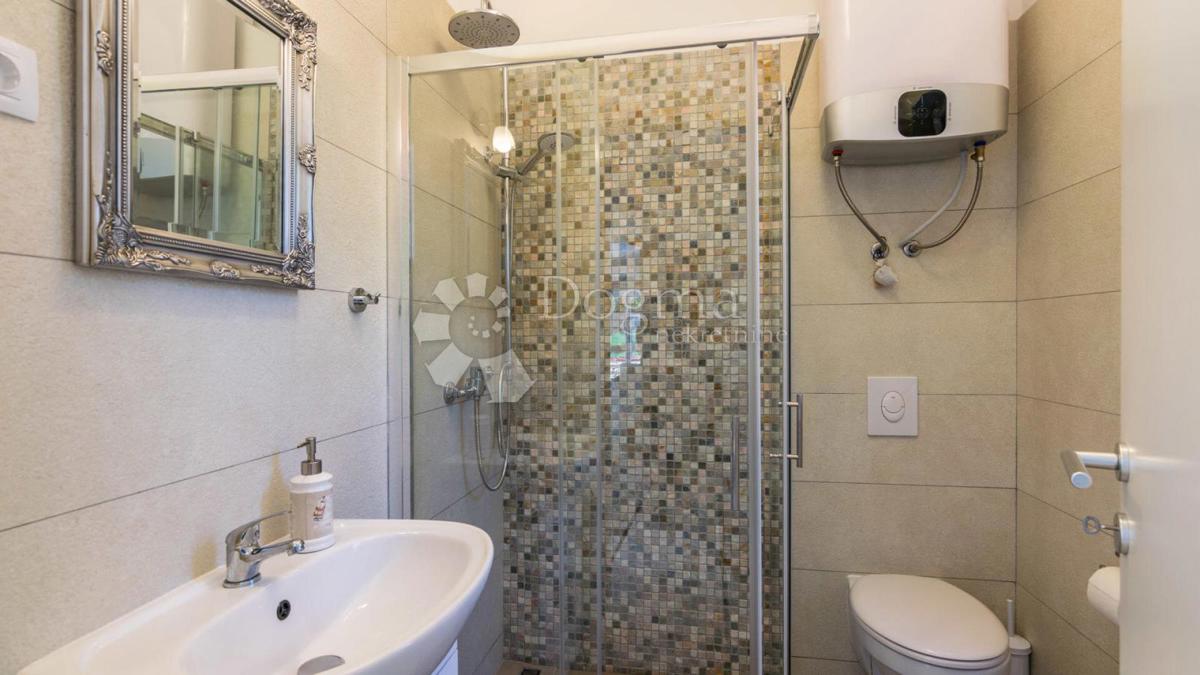 Haus Zu verkaufen - ISTARSKA SVETVINČENAT