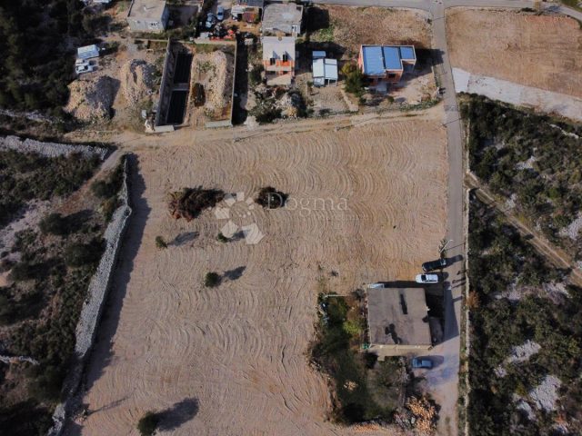 Terrain à vendre 1200 m² – Pirovac