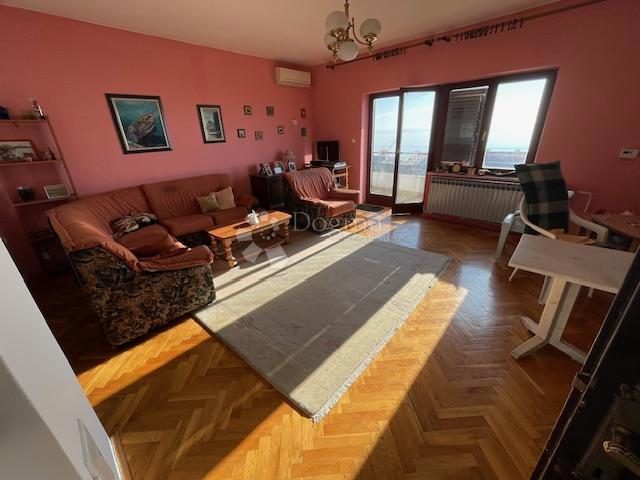 Maison à vendre 350 m² – Rijeka