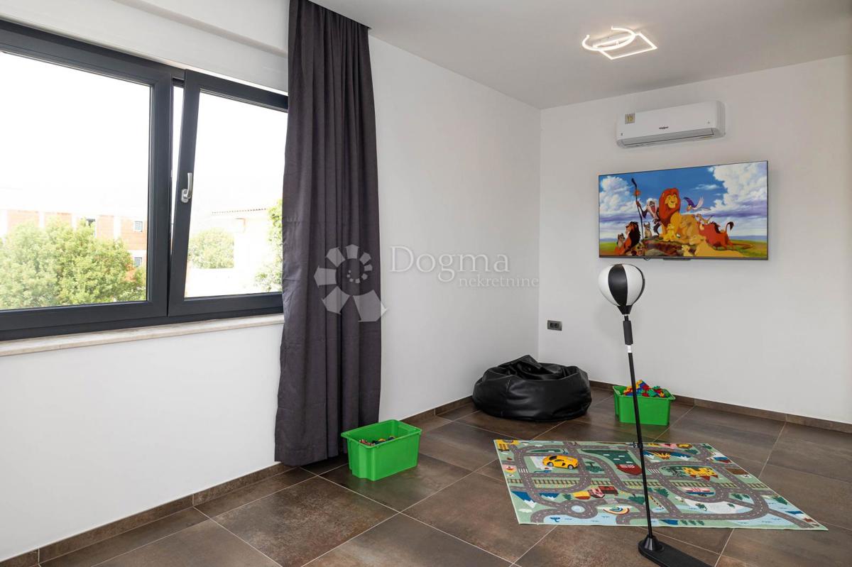 House For sale - PRIMORSKO-GORANSKA NOVI VINODOLSKI