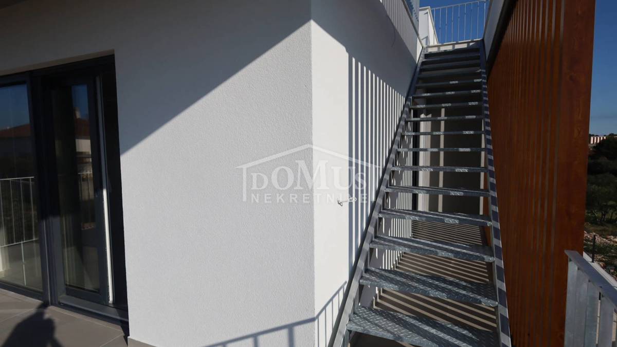 Mieszkanie Na sprzedaż - ŠIBENSKO-KNINSKA VODICE