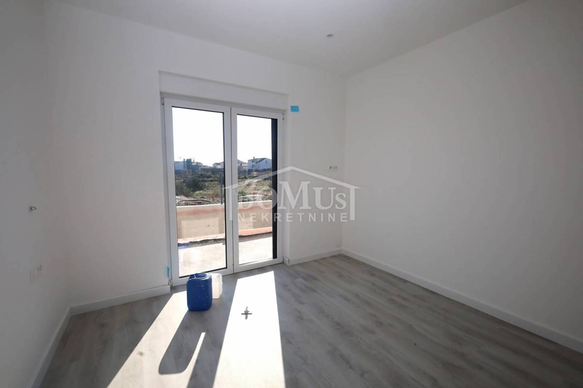 Flat For sale - ŠIBENSKO-KNINSKA VODICE