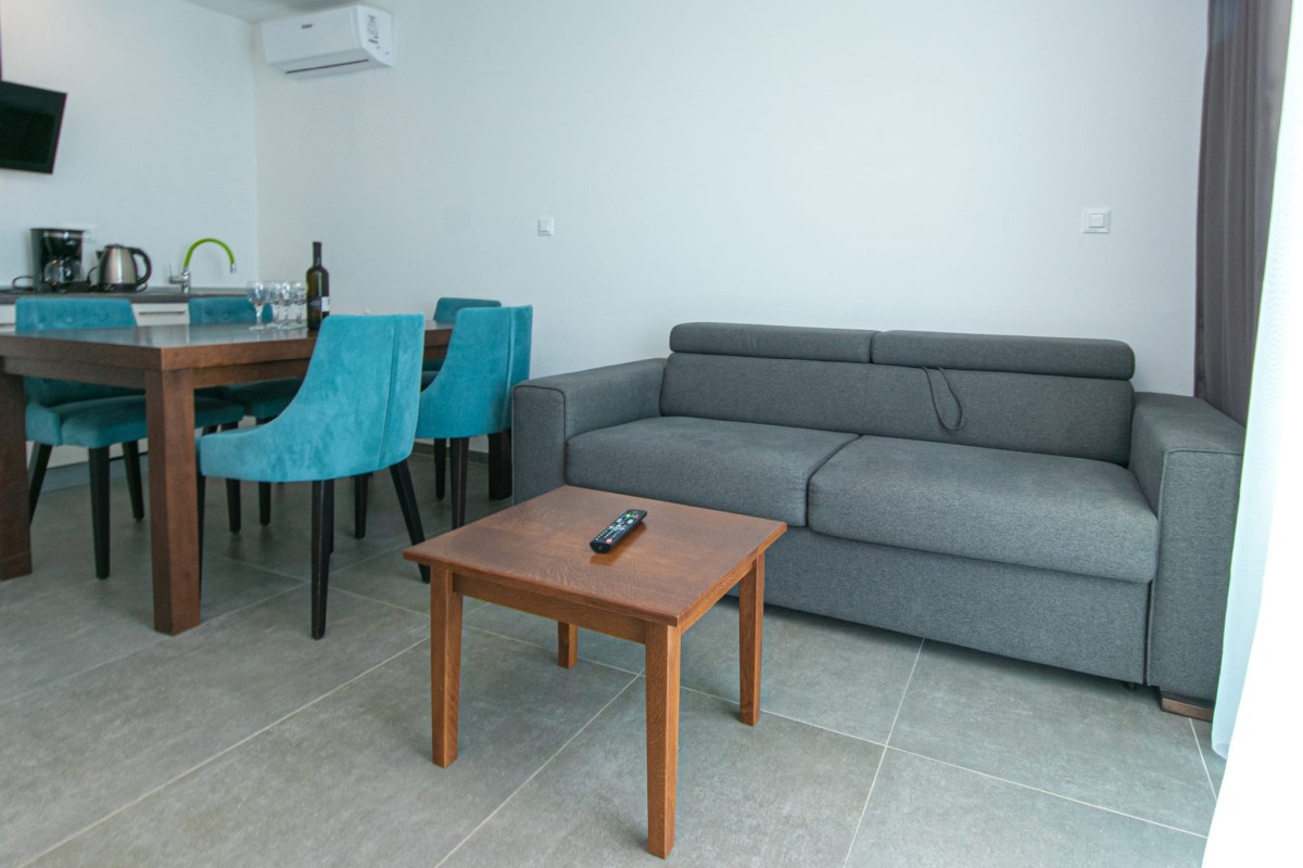 Mieszkanie Na sprzedaż - SPLITSKO-DALMATINSKA MAKARSKA