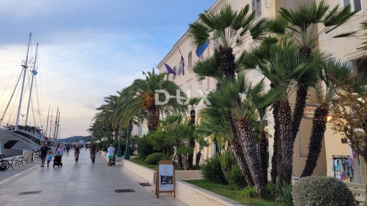 Kuća na prodaju 450 m² – Mali Lošinj
