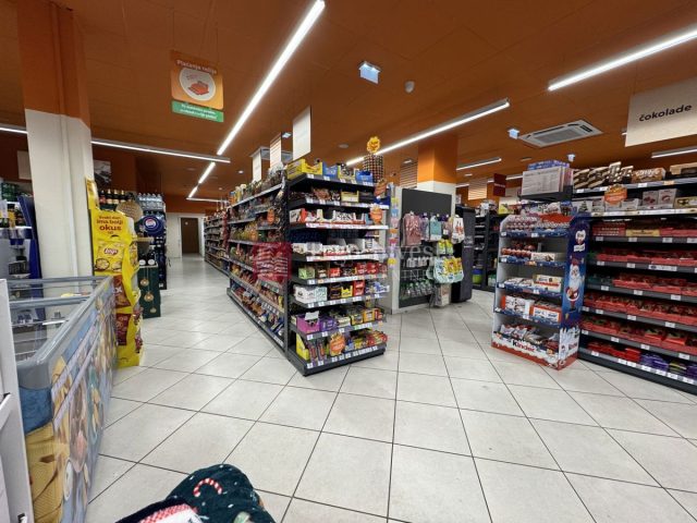 Locaux commerciaux À vendre - Brodsko-posavska Slavonski Brod - foto 2/4