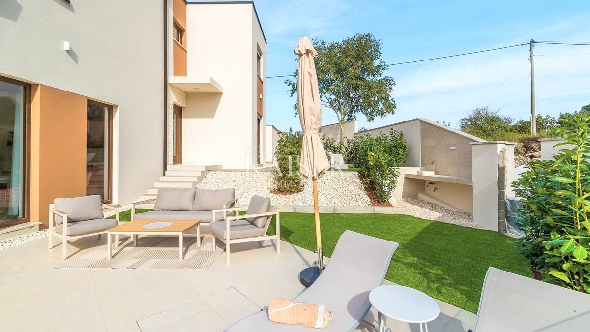 Haus Zu verkaufen - ISTARSKA SVETVINČENAT